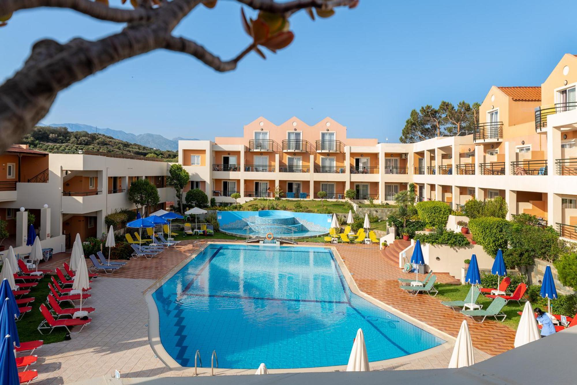 Pegasus Hotel Stalós Exterior foto